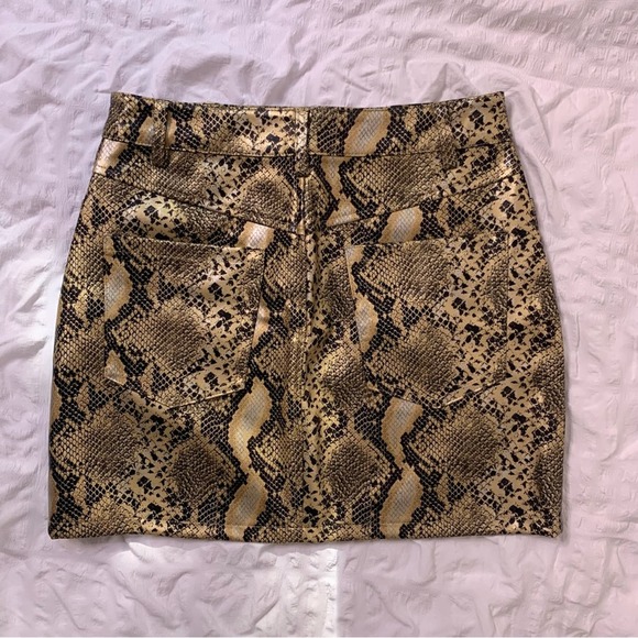 New Superdown Snakeskin Skirt - Picture 5 of 9